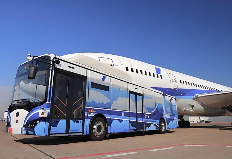 Airport Shuttle Buses – Clean Lithium Energy for Seamless Passenger Mobility